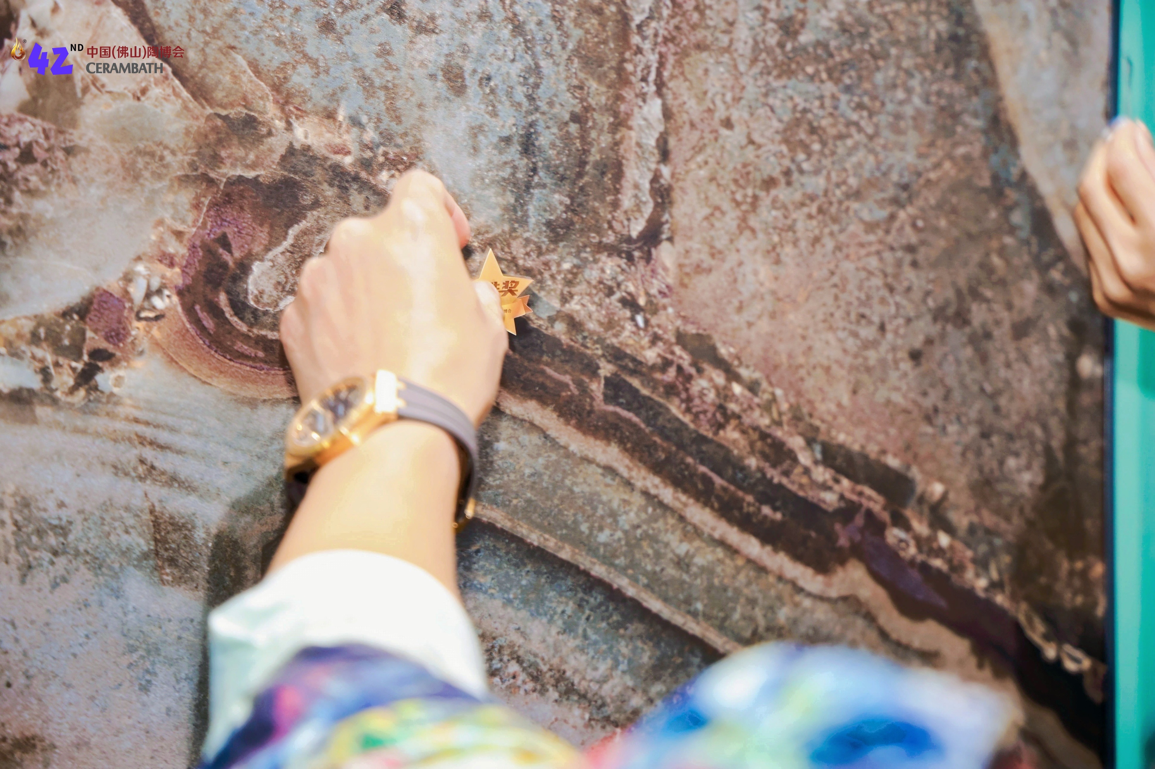 1753165826918713.jpg 11.jpg